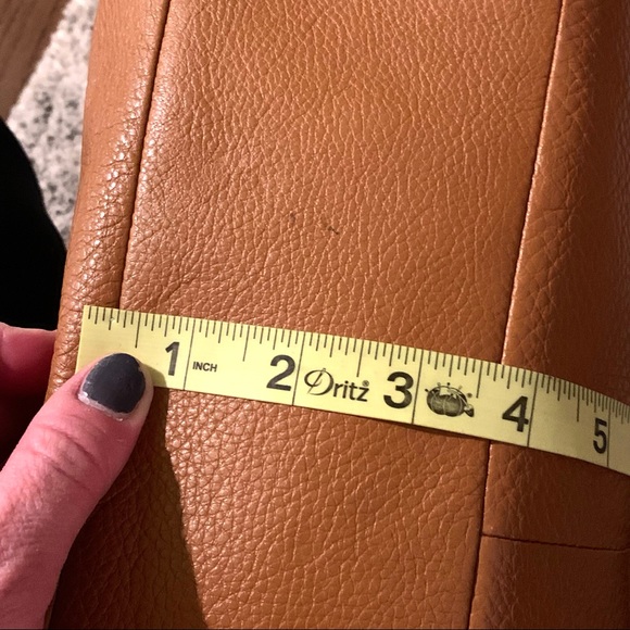 SOLD - COACH camel / tan colored satchel - Picture 11 of 12